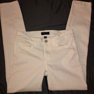 Banana Republic skinny fit white denim